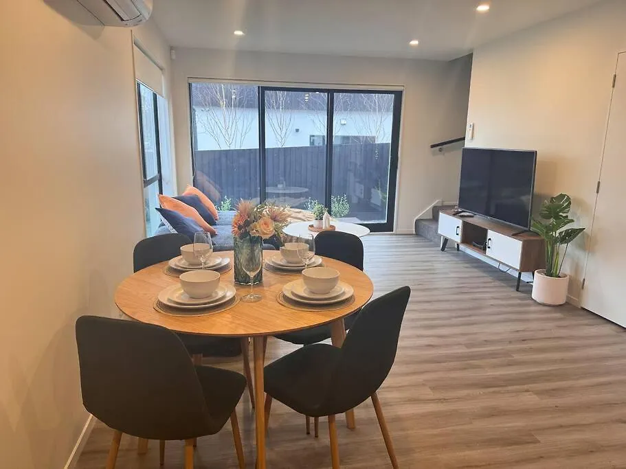 Cbd Luxury Parkside Living 2 Bedroom With Parking Christchurch 0*,